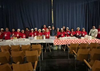 Festa di San Martino a Ragusa tra sapori e allegria: salsiccia, vino e frittelle calde