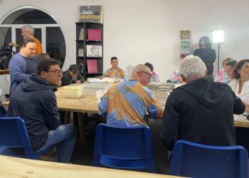 Pietrangolare, a Chiaramonte Gulfi il laboratorio di mosaico per ragazzi diversamente abili