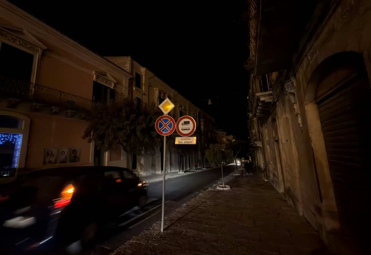 Ragusa, intere zone del centro storico al buio:  servono fatti concreti