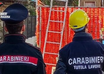 Ragusa, controlli in cantieri, aziende e ristoranti: 8 lavoratori in nero e sanzioni per 118mila euro