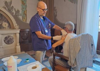 Asp Ragusa, campagna antinfluenzale in Prefettura: vaccinati i dipendenti degli enti locali