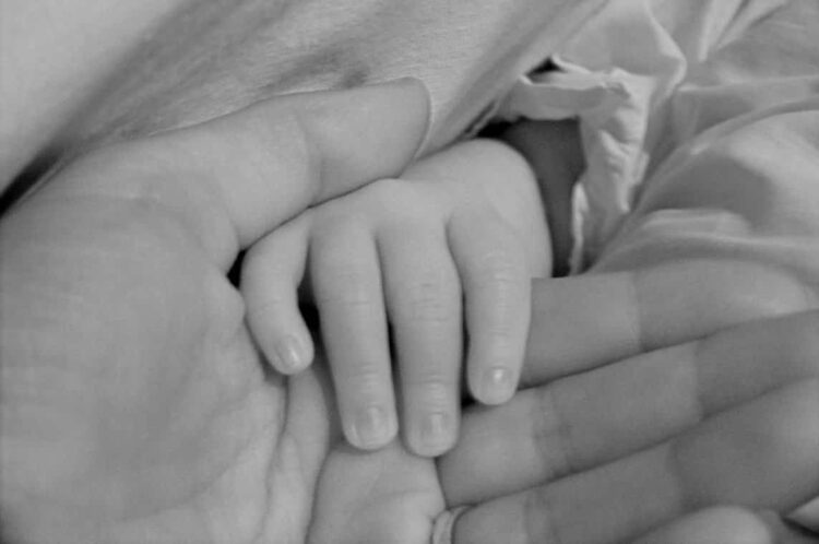 Bonus Mamme 2025: nuovi chiarimenti INPS e scadenza domande il 9 dicembre