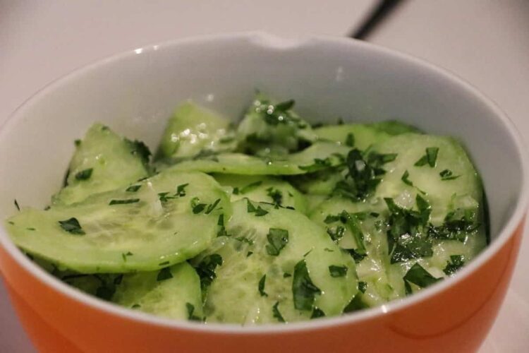 Dieta dei cibi a caloria negativa: più se ne mangiano e più si dimagrisce: ecco quali sono