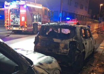 Modica incendio auto GdF, D'Antona di Sinistra Italiana: attacco alle Istituzioni