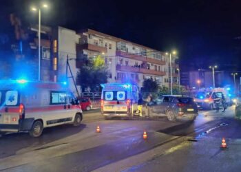 Brutto incidente a Vittoria: 4 feriti