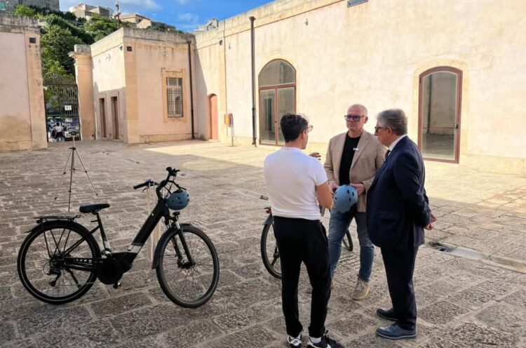 Ispica: bici elettriche a noleggio e nuova segnaletica turistica