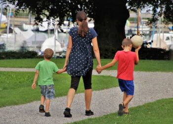 Bonus Mamme 2025: aumento a 60 euro mensili, domande INPS entro il 9 dicembre