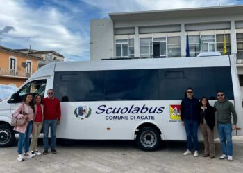 Nuovo scuolabus ad Acate