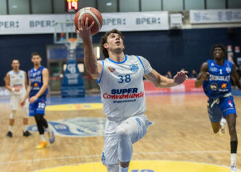 La SuperConveniente Ragusa torna in scena a Corato