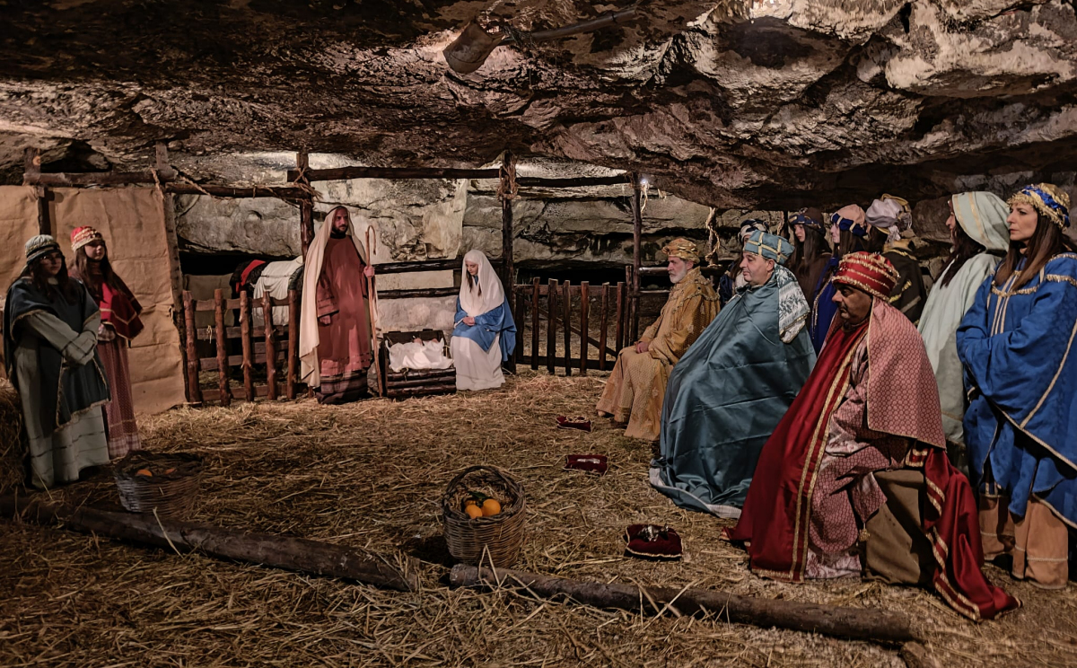 Monterosso Almo, neppure la pioggia è riuscita a fermare la magia del presepe vivente