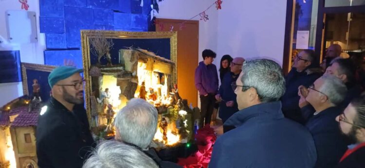 Ragusa, inaugurato il presepe realizzato dai ragazzi di Anffas Ragusa e Futuro Ets