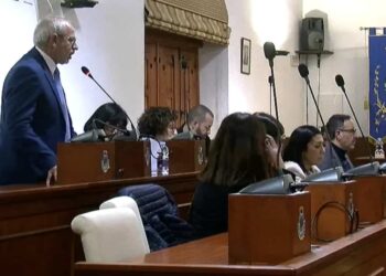 Vittoria, alcuni box del mercato ortofrutticolo senz'acqua: basta rimpalli di responsabilità