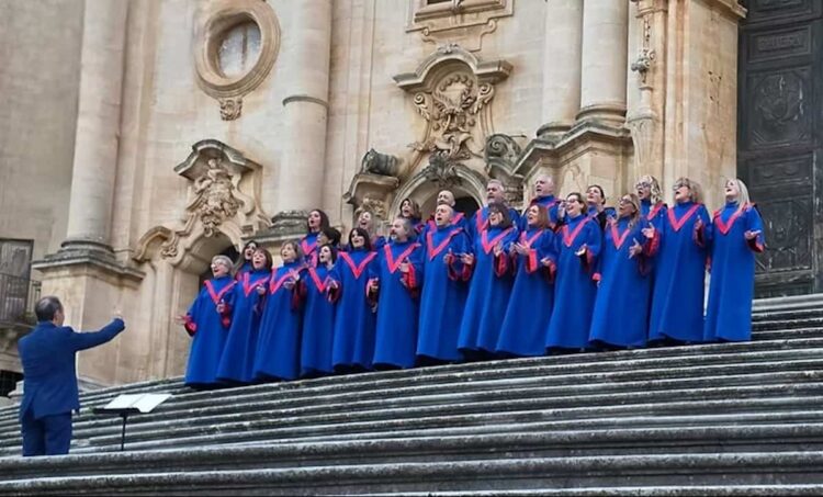 Modica Gospel Academy emoziona con il nuovo video girato al Duomo di San Giorgio