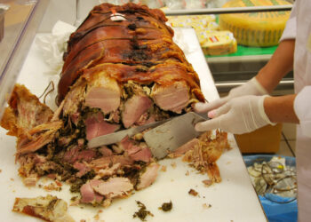 Sagra della porchetta a Giarratana: musica e mercatini di Natale