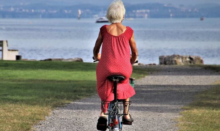 Bonus over 70: ecco come funziona