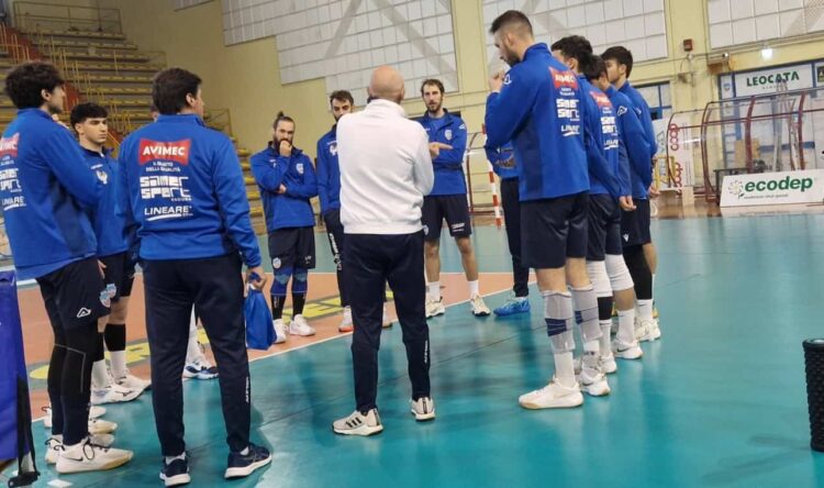 Trasferta a Gioia del Colle per l'Avimec Modica