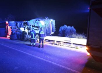 Incidente sulla Ispica Pachino: si ribalta tir carico di ortaggi