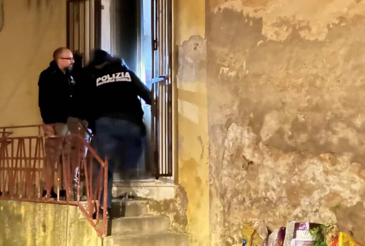 Ragusa 4 arresti per sequestro di persone aggravato da torture su migranti
