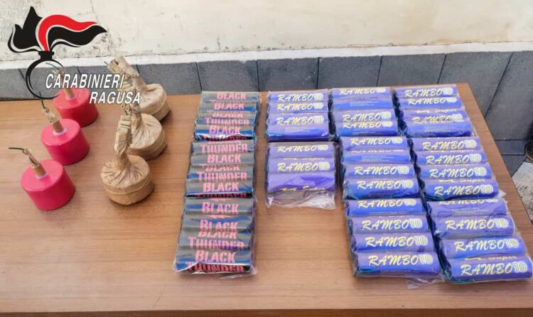 Scicli, controlli anti-botti, sequestrato oltre 100 kg di materiale pirotecnico: 2 denunce