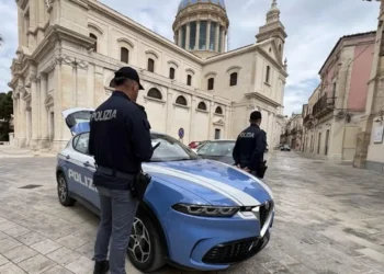 Comiso, maltrattamenti e minacce: braccialetto elettronico per un 46enne