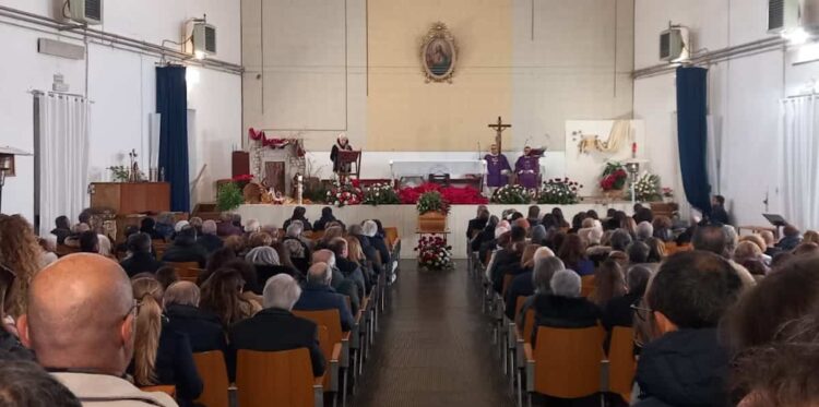 Ragusa, i funerali di Luigi Sporto: storico e stimato ottico della città