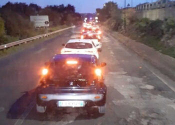 Traffico paralizzato a Modica sul Viadotto Guerrieri