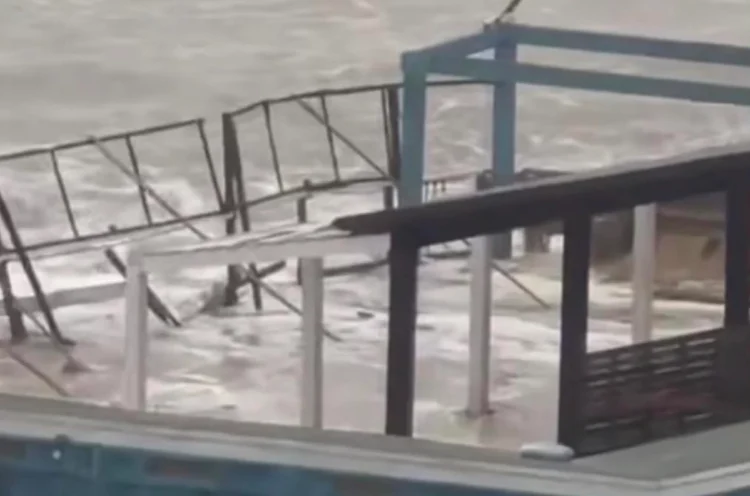 Danni dal ciclone Harry: esenzione canoni 2026 per i lidi. Monisteri: Sostegno concreto