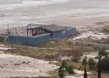 Ristori per gli stabilimenti balneari colpiti dal ciclone Harry: Regione, primi segnali positivi