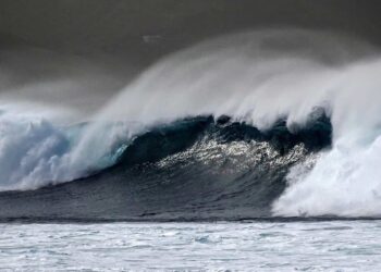 Maltempo Sicilia, allerta meteo per raffiche di fortunale e mareggiate: onde fino a 6 metri
