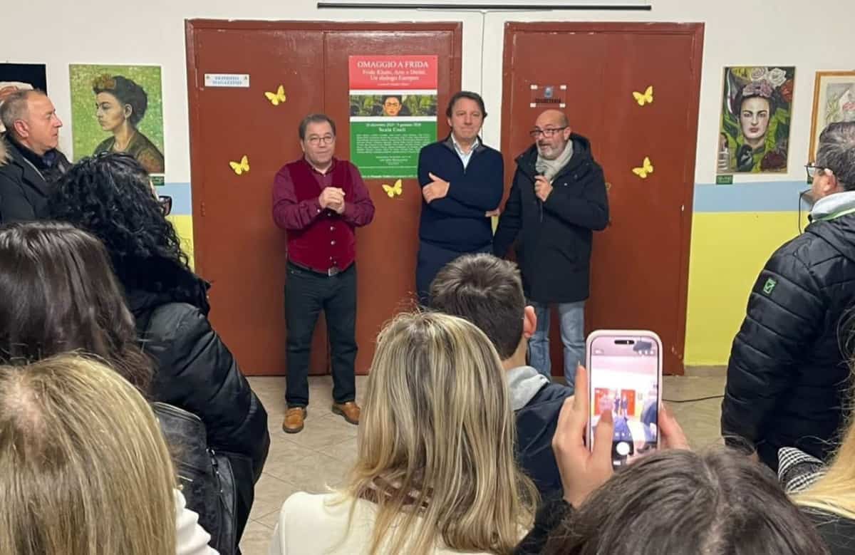 Omaggio a Frida Kahlo: Fusco e Tridico uniscono arte e il dialogo europeo a Scala Coeli
