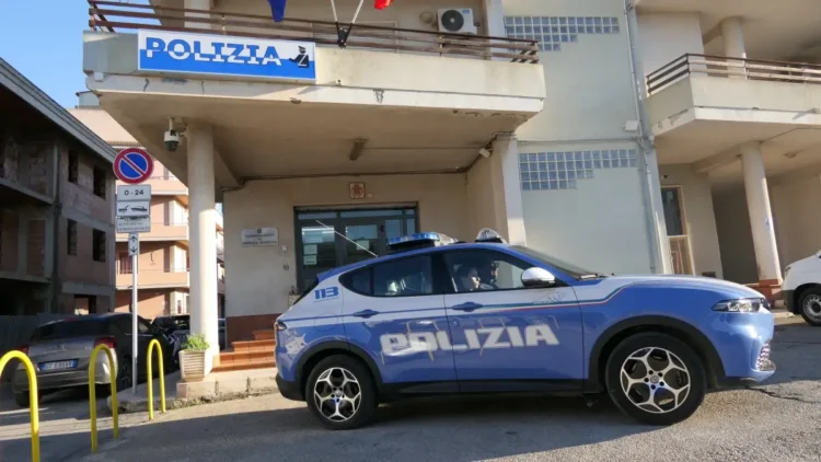 Vittoria, un 23enne denunciato per incendio di un'auto