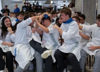 L’Istituto Alberghiero Marconi di Vittoria brilla al Cooking Quiz e conquista la Finale Internazionale di Parma