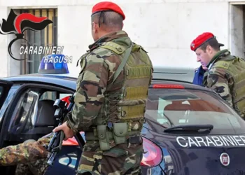 Vittoria, detenzione illegale di armi, munizioni e ricettazione: arrestato 23enne