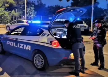 Gela, viola divieto di avvicinamento ex moglie: arrestato