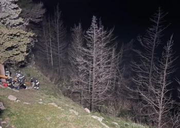 Donna cade in un dirupo nella pineta Calaforno: salvata da vigili del fuoco di Ragusa