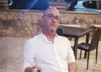 Comiso piange Francesco Nicosia, morto a 48 anni per malore improvviso: domani i funerali