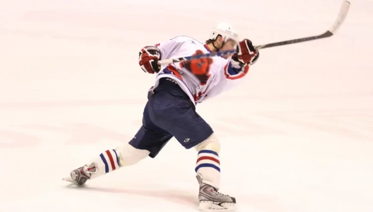 Milano-Cortina, atlete finlandesi positive al norovirus: cos'è, sintomi e come si contagia