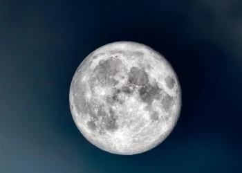 La luna piena della neve del 1 febbraio 2026: stasera occhi al cielo