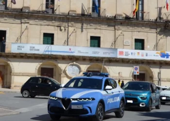 Modica, furto negli uffici comunali: denunciato 27enne