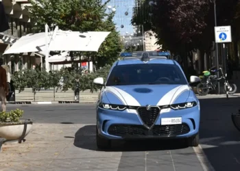 Ragusa, in auto con arma clandestina e droga: arrestato 18enne