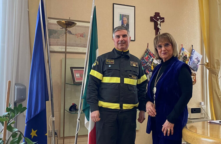 Ragusa, il prefetto incontra con il nuovo comandante dei vigili del fuoco di Ragusa