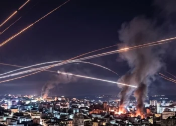 Escalation Medio Oriente con attacchi in Iran e Golfo