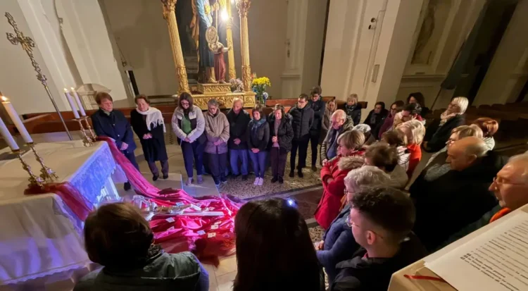 Festa di San Giuseppe a Giarratana, adorazione della croce: momenti intensi