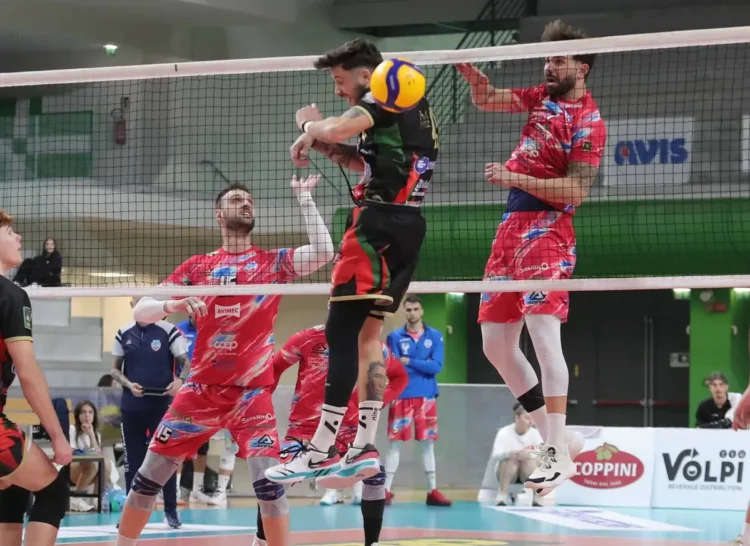 Avimec Modica torna al PalaRizza per preparare il rush finale