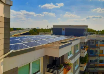 Installazione di un impianto con bonus fotovoltaico su tetto residenziale