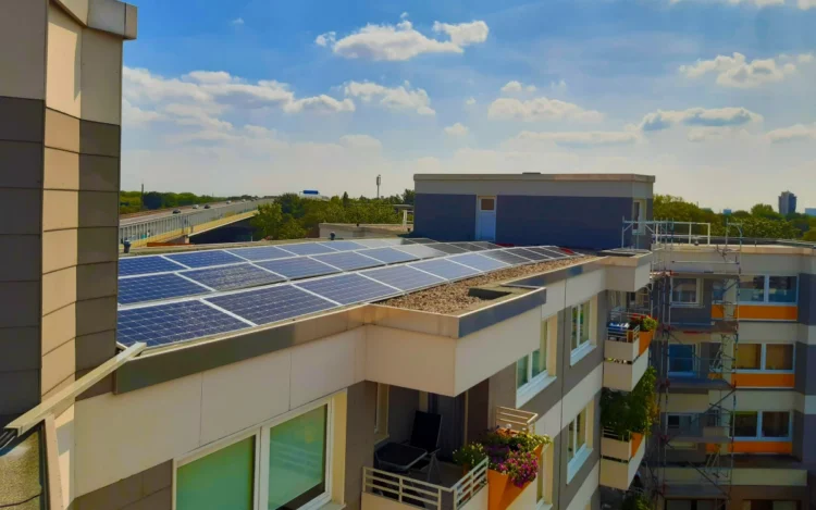 Installazione di un impianto con bonus fotovoltaico su tetto residenziale
