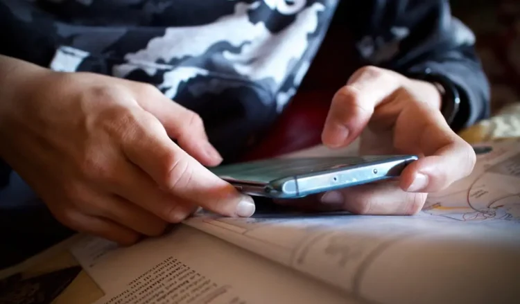 Modica, per anni aveva perseguitato una ragazza tramite social: arrestato 34enne modicano