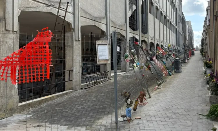 Maltempo ciclone Harry e rischio crollo nella parte antica del cimitero di Modica