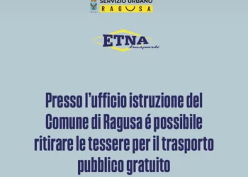Ragusa trasporto pubblico, in consegna le tessere Under 20 per viaggiare gratis nel 2026