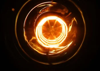 Bonus bollette 2026: come ottenere lo sconto di 115 euro